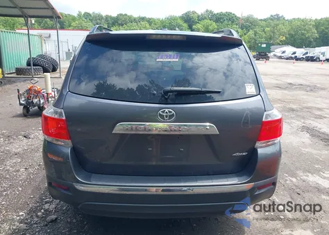 2012 Toyota Highlander Base V6 из США, поврежденный, VIN 5TDBK3EH4CS171547